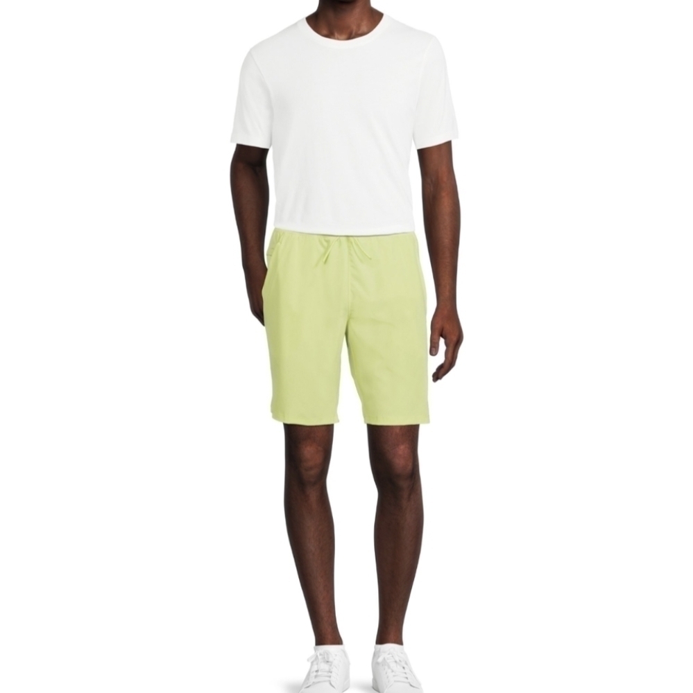 Russell Big Men's 9" Woven Tech Short with Comfort Waistband 3XL 48-50 New